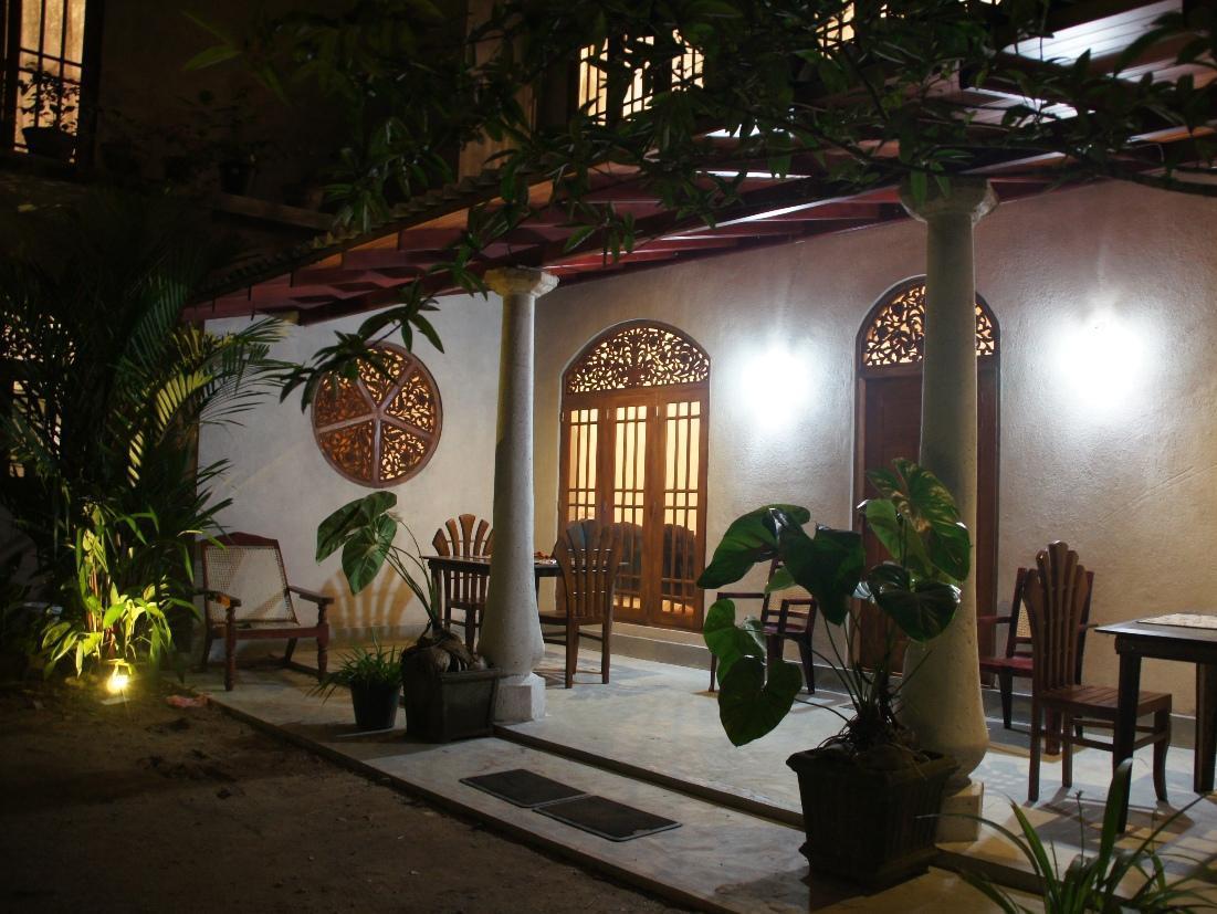 Srimali'S Residence Unawatuna Exterior photo